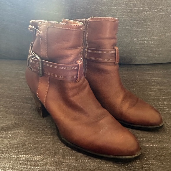 Brown leather upper lining size 11M ankle boots by Sofft in excellent used cond - Picture 5 of 7